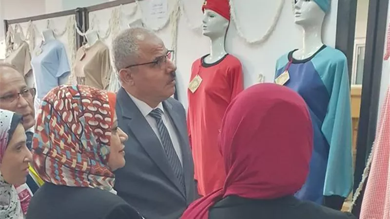 معرض للمنتجات الخضراء الصديقة للبيئة بجامعة القناة