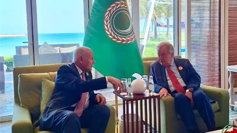 أبو الغيط يستقبل السكرتير العام للأمم المتحدة