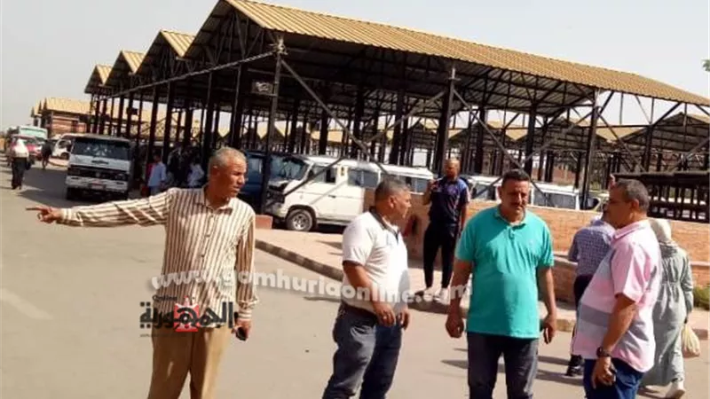 رئيس مدينة أشمون يتفقد مجمع المواقف الجديد