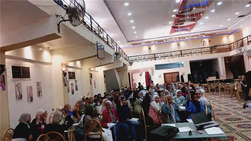 مستقبل وطن ينظم مراجعات نهائية لطلاب الإعدادية بقوص