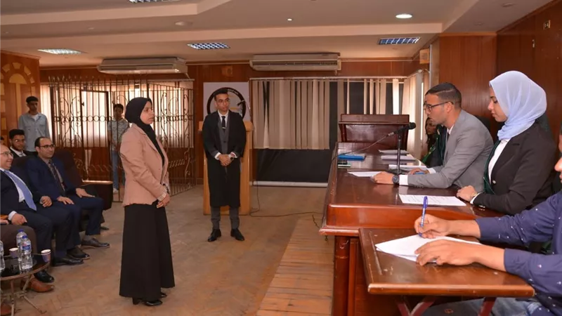 حقوق الزقازيق تعقد محاكمة صورية لقضايا القتل