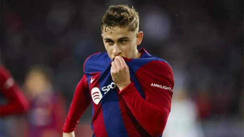 شاهد .. فيرمين لوبيز يواصل التألق ويسجل الثانى لبرشلونة أمام ألميريا