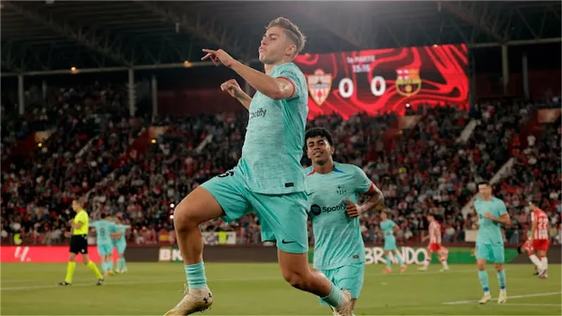 برشلونة يحافظ على وصافة الدورى الاسبانى بالفوز على ألميريا بهدفين