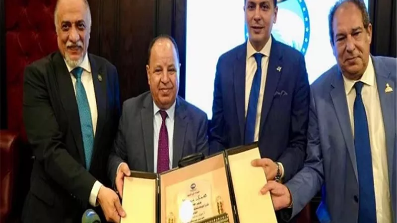 وزير المالية يكشف بندوة مستقبل وطن تفاصيل الموازنة العامة للدولة