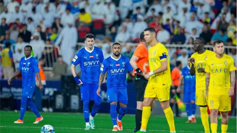 الهلال أمام النصر .. مواجهة قوية في الدوري السعودي الليلة