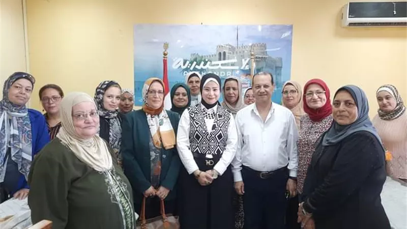 معرض للأسر المنتجة بديوان حي الجمرك في الأسكندرية