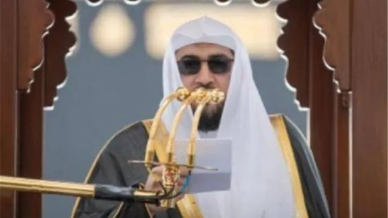 خطيب الحرم المكي : مكة بلد حرام شرَّفَ الله قدرَهُ