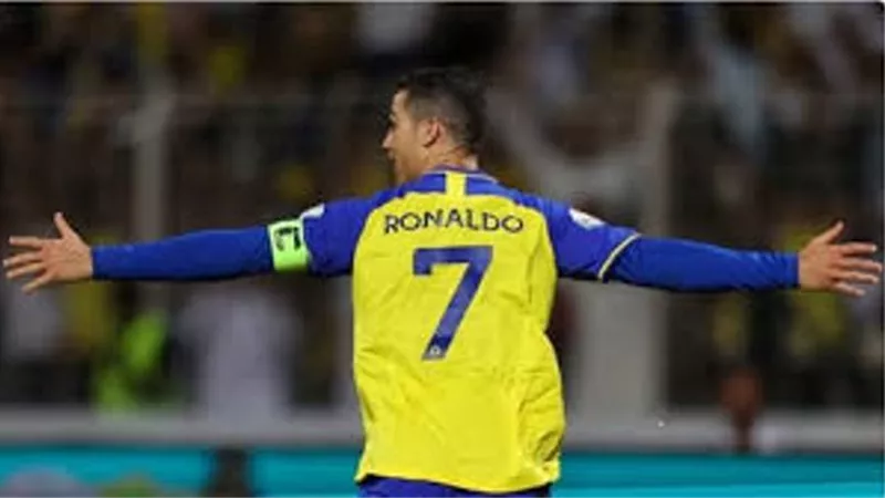 رونالدو يقود هجوم النصر فى مواجهة الهلال بالدوري السعودي