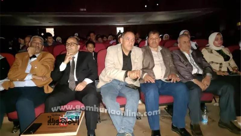 نائب محافظ شمال سيناء يشهد عرض مسرحية السمسمية بالعريش