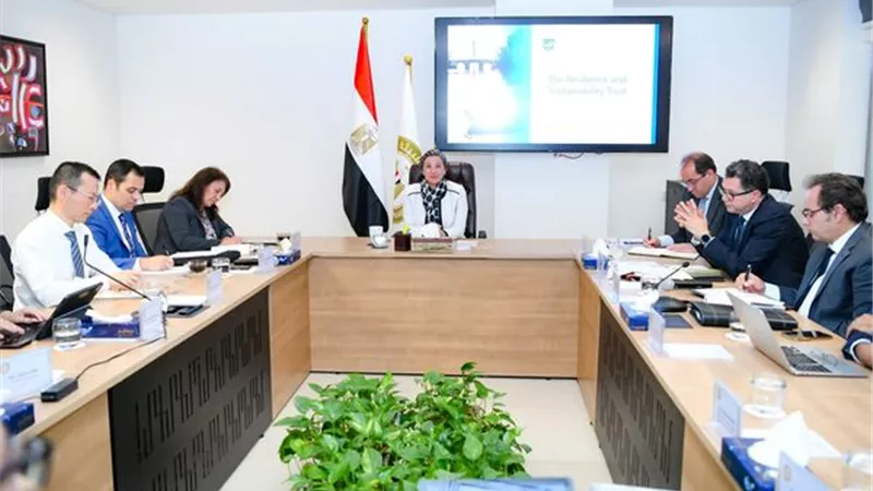 وزيرة البيئة: نتفاوض مع صندوق النقد للحصول على مليار و200 مليون دولار