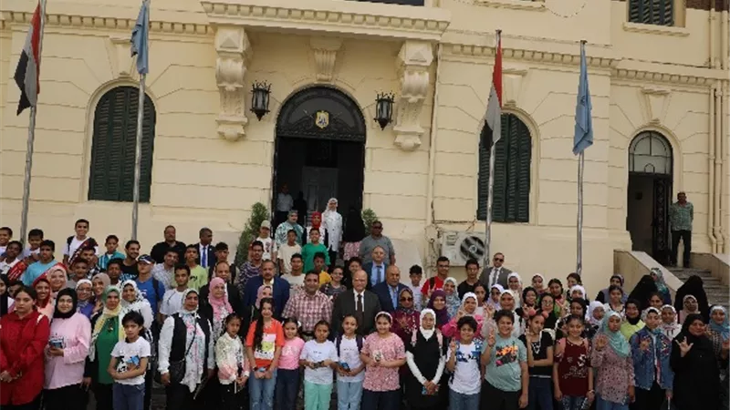 محافظة القاهرة تنظم رحلة للطلبة من حفظة القران وذوى الهمم