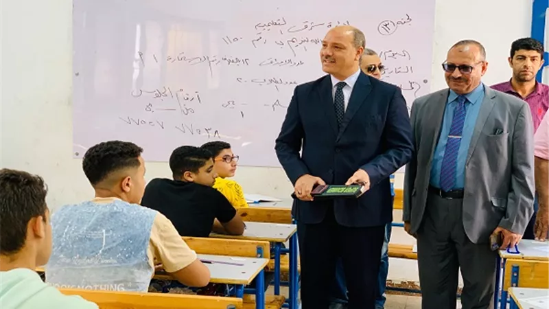 ١٠٤ الف طالبا فى امتحان الشهاده الاعداديه بالاسكندريه