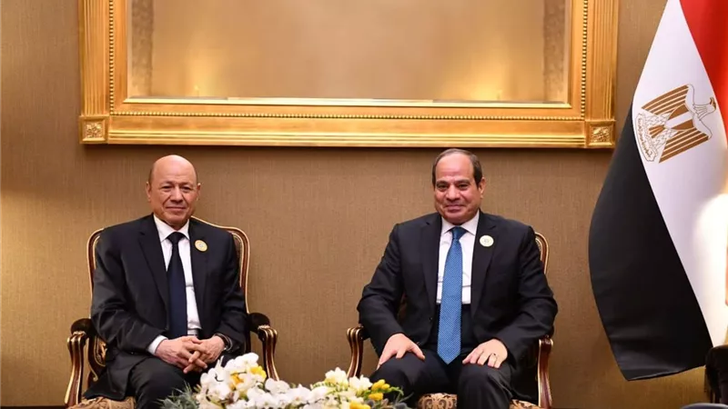 الرئيس السيسي: ندعم كل الجهود لحل الأزمة في اليمن.. سياسياً