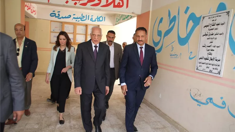 محافظ الجيزة يتابع إنطلاق ماراثون إمتحانات الشهادة الإعدادية