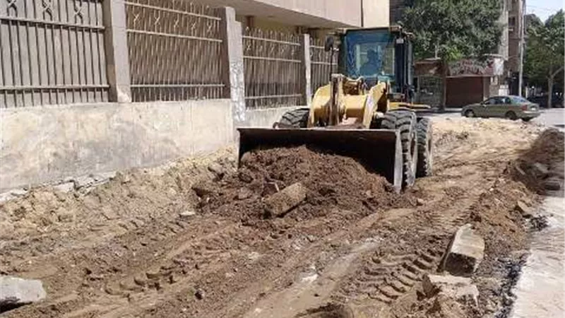 رئيس حى حلوان : توسعة ورصف شارع فيضى لخدمة المواطنين