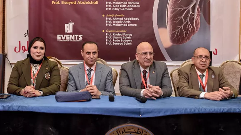 مؤتمرالصدروالقلب يطالب بعدم الاسراف فى تناول المضادات الحيوية