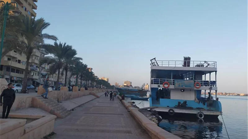 الحماية المدنية تنقذ 50 راكبا من الموت بمركب بنيل رشيد
