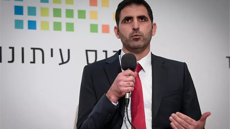 وزير الاتصالات الإسرائيلي: أقترح على جانتس 