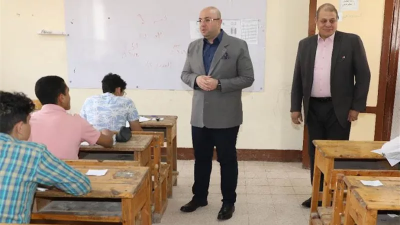 طلاب اعداديه بنى سويف هزموا الحر والدراسات