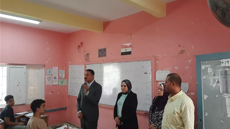 خصم 3 أيام من الملاحظين وحرمان ٦طلاب من امتحان الإعدادية بالجيزة