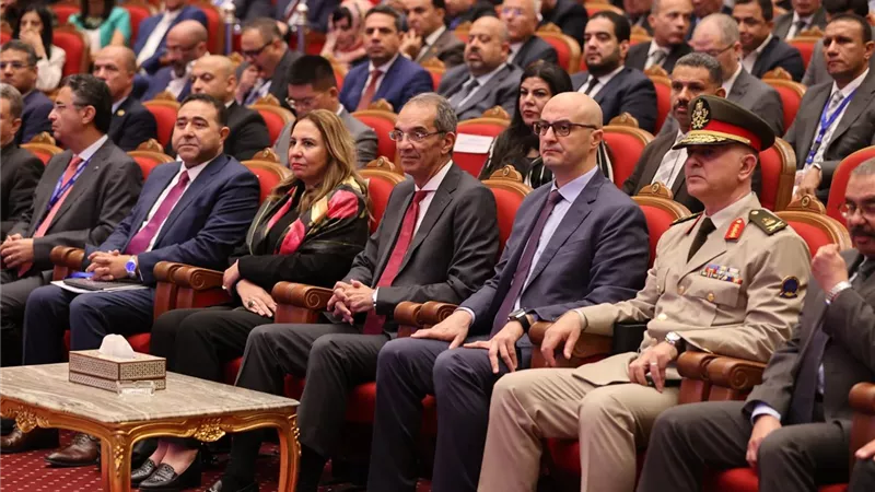 وزير الاتصالات: 170 خدمة حكومية على منصة مصر الرقمية
