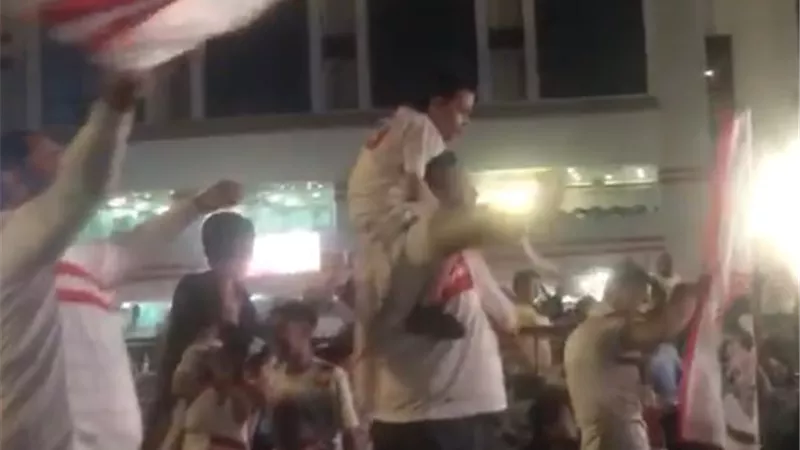 فرحة جماهير الزمالك بعد التتويج بالكونفيدرالية..فيديو