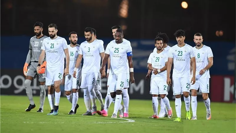 فيرمينو يقود تشكيل الأهلي اليوم أمام أبها في الدوري السعودي