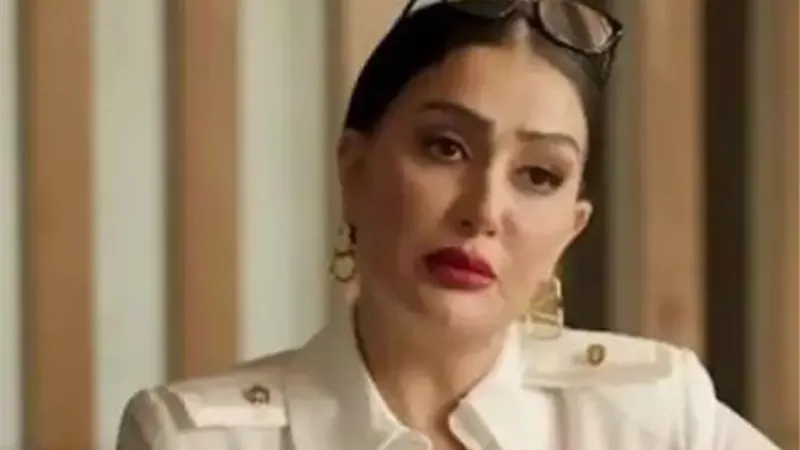 التحقيق مع خادمتي الفنانة غادة عبد الرازق بعد سرقة شقتها بالمعادى