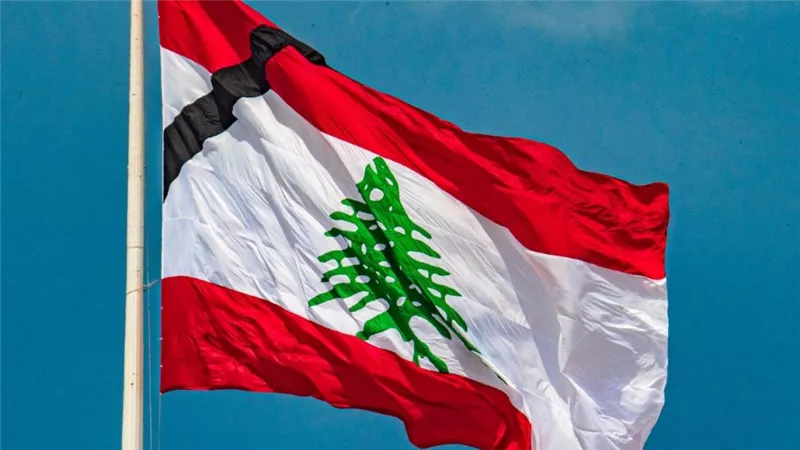لبنان يعلن الحداد الوطني على وفاة الرئيس الإيراني