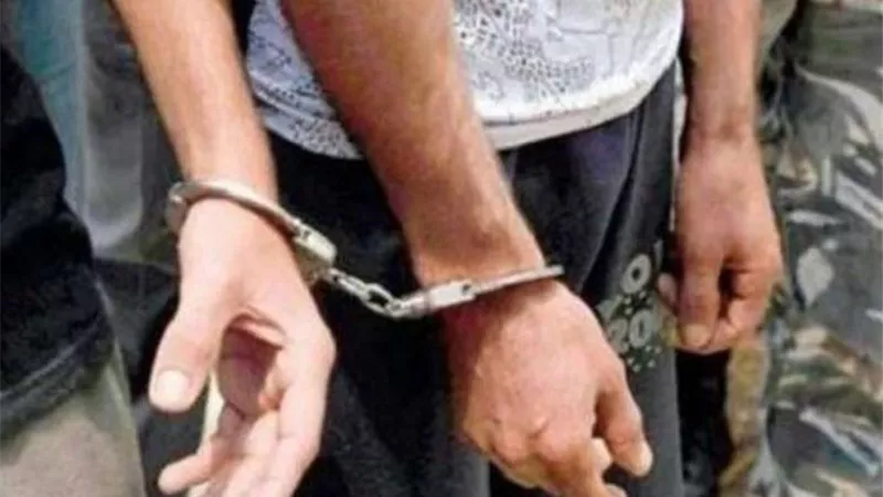 ضبط 4 أشخاص جمعوا خام الذهب من التنقيب في أسوان