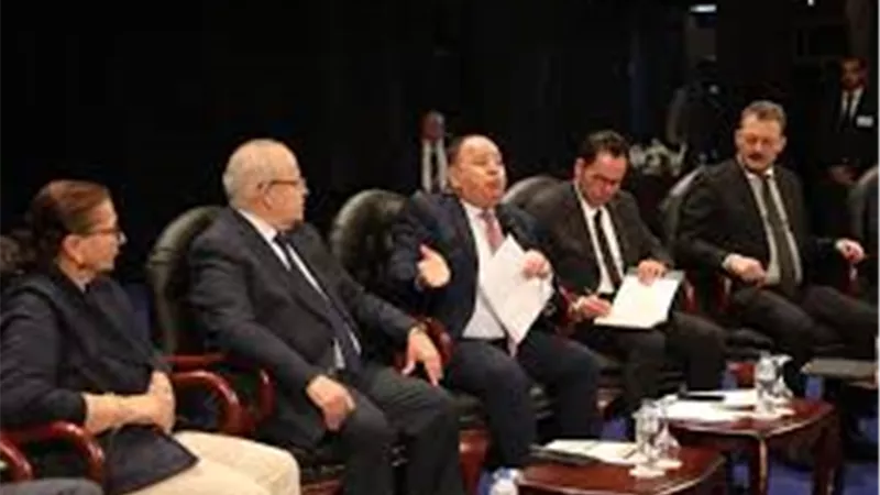 تقديرات بتراجع عوائد قناة السويس بنحو ٦٠٪ بسبب التوترات بالمنطقة