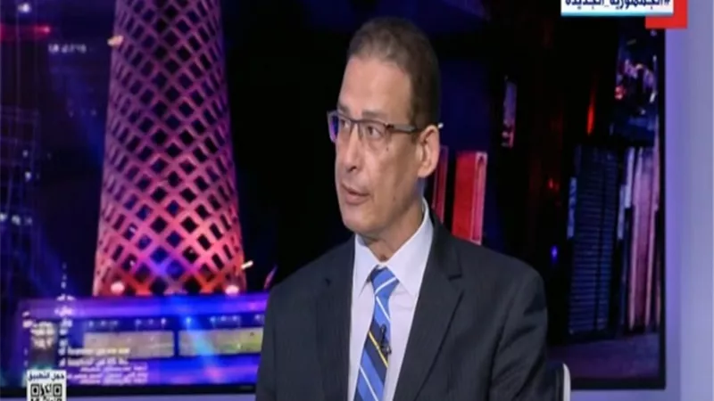 سفيرنا السابق بإسرائيل: حماس تكافح الاحتلال.. وقرار 