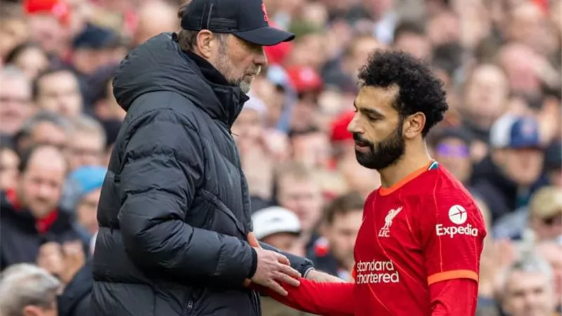 محمد صلاح مودعا مدربه الالمانى : أتمنى ان نلتقى مرة أخرى - صورة