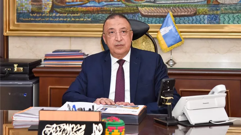 الشريف يستقبل وفد من وحدة الشفافية بوزارة المالية