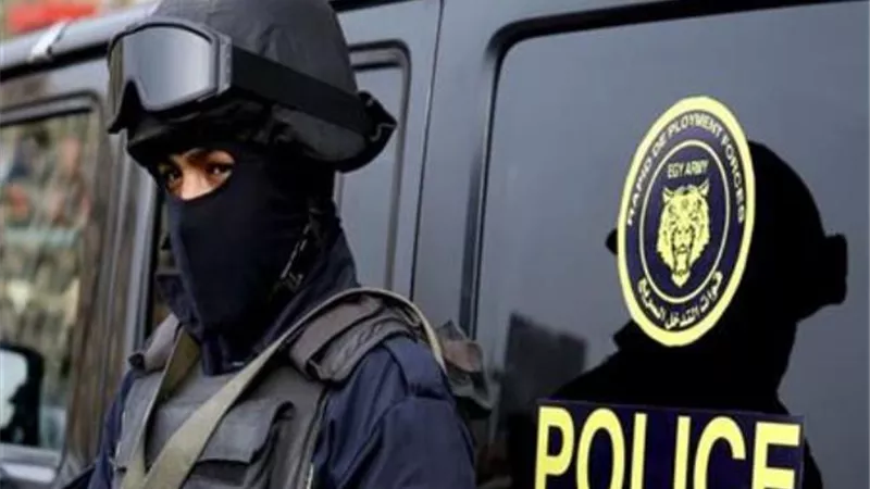 تفاصيل تضرر سيدة من شاب ضرب زوجها وسرق هاتفه في القاهرة