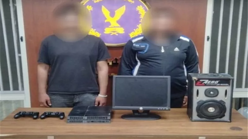 ضبط شاب لإدارته كيان تعليمي وهمي للنصب على المواطنين بالإسكندرية
