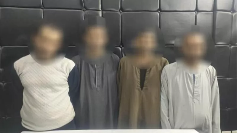 ضبط 4 أشخاص احتجزوا شاب وضربوه في القاهرة