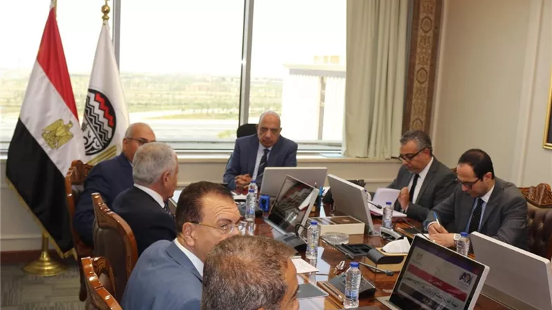 إنشاء مجمع صناعي متكامل لمنتجات الحديد