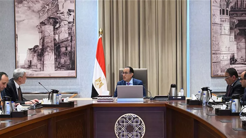 مدبولى يُتابع عددًا من ملفات عمل الهيئة المصرية للشراء المُوحد