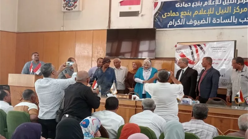 مجمع اعلام نجع حمادى يعقد احتفالية بمناسبة عيد العمال