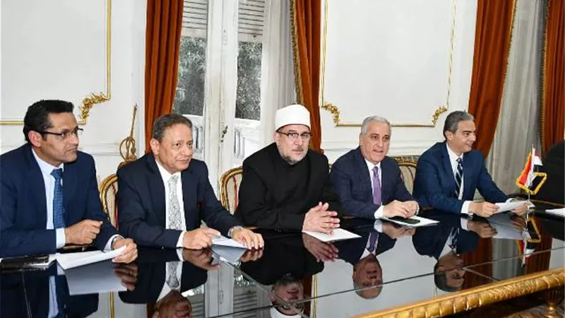 توافق بين الأوقاف وقيادات الإعلام على وضع الضوابط المهنية الخاصة بتصوير الجنازات