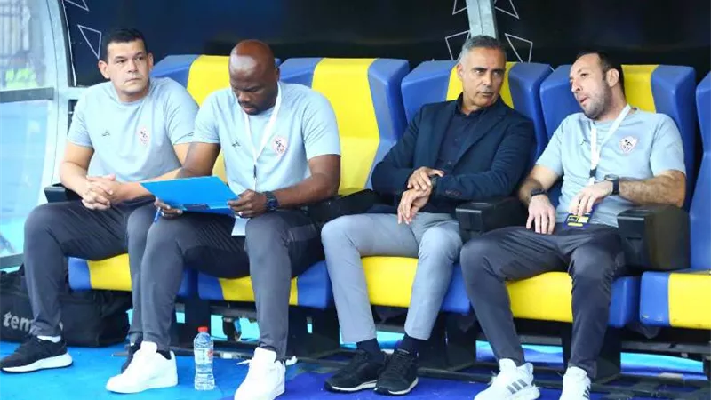 كواليس جلسة جوميز مع لاعبي الزمالك بعد التتويج بالكونفدرالية