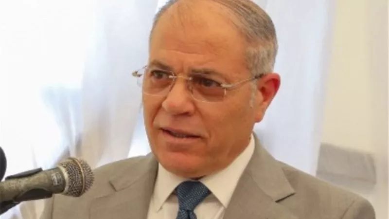 تشغيل ساحة تداول وتخزين البضائع الخطرة بميناء الاسكندرية