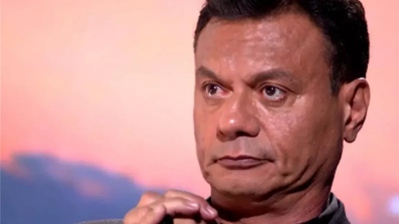 عباس أبو الحسن يكشف عن موعد أول عملية يجريها بعد حادث دهسه لسيدتين