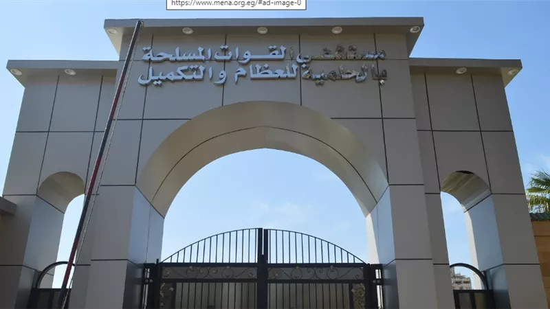 خبير عالمى فى جراحات قاع الجمجمة والعمود الفقرى بمستشفى القوات المسلحة