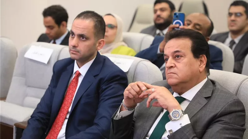 وزير الصحةيفتتح الدورةالتدريبية الكبسولات الإدارية في الإدارة المعاصرة