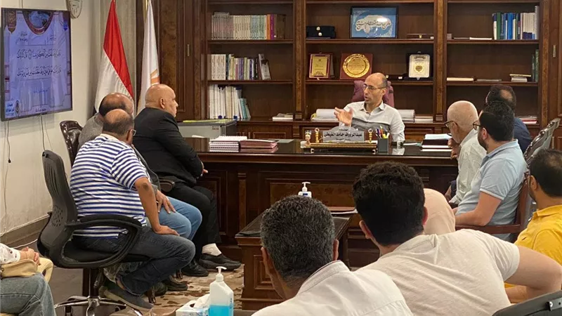 بدء طرح أعمال رفع كفاءة الطرق والأرصفة بحى الاندلس