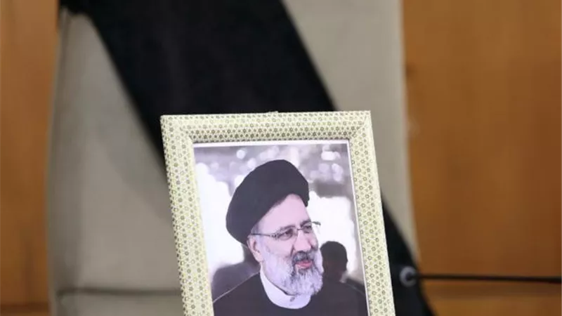 بدء مراسم تأبين الرئيس الإيراني الراحل