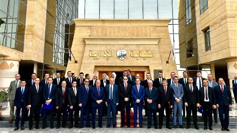رئيس هيئة النيابة الإدارية يشهد تكريم أعضاء 