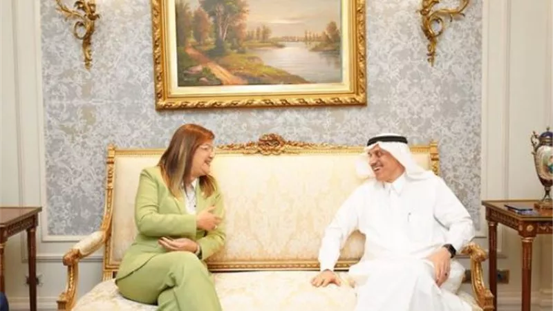 وزيرة التخطيط تلتقي برئيس مجموعة البنك الإسلامي لتعزيز التعاون